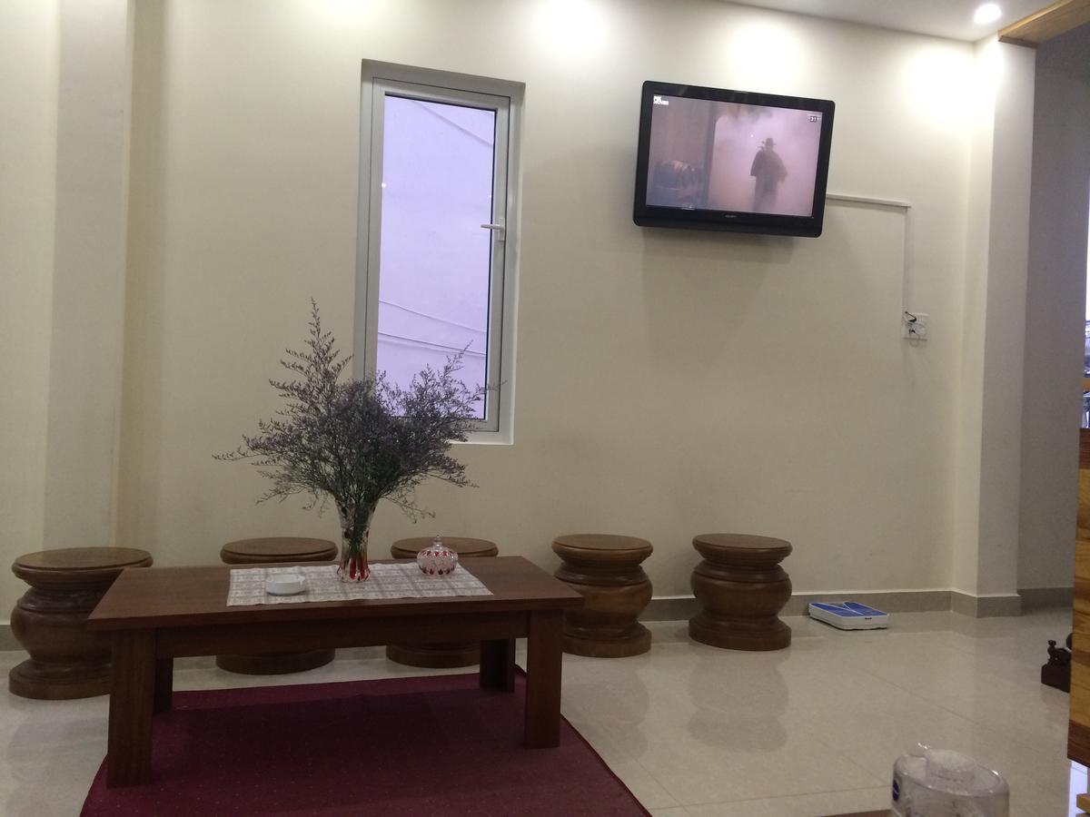 Hostel Phuong Nga Da Lat Buitenkant foto