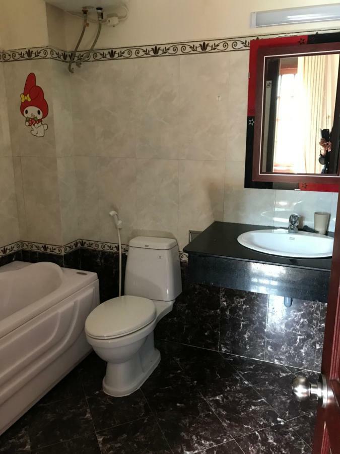 Hostel Phuong Nga Da Lat Buitenkant foto